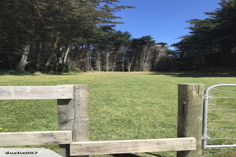 Photo of property in 79 Nash Parade, Foxton Beach, Foxton, 4815