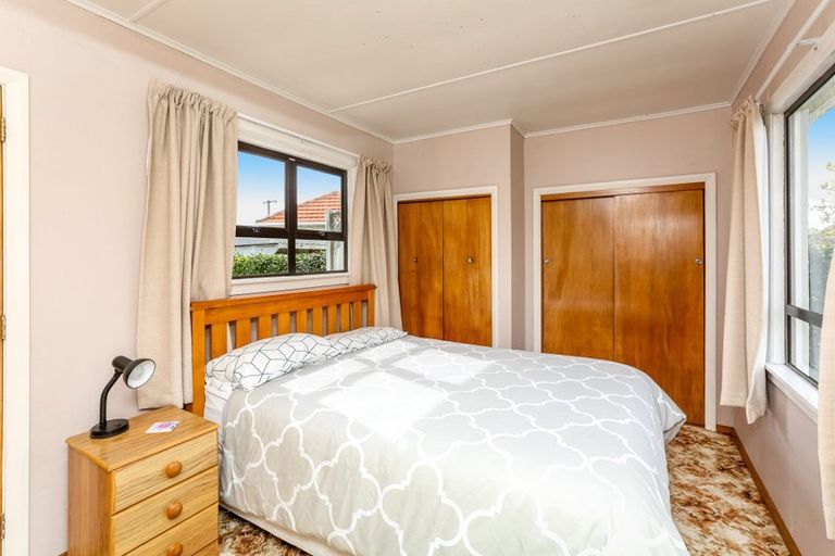 Photo of property in 49 Wrantage Street, Westown, New Plymouth, 4310