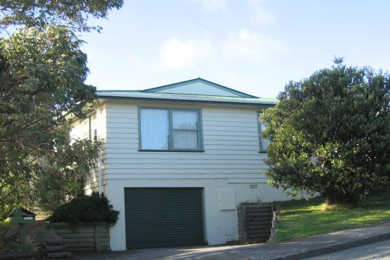 Photo of property in 21 Pope Street, Camborne, Porirua, 5026
