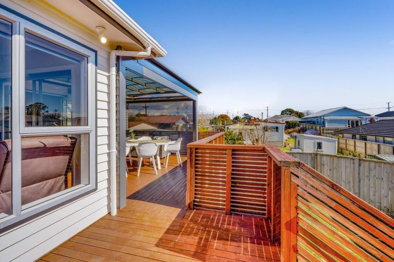 Photo of property in 7 Saxton Road, Upper Vogeltown, New Plymouth, 4310