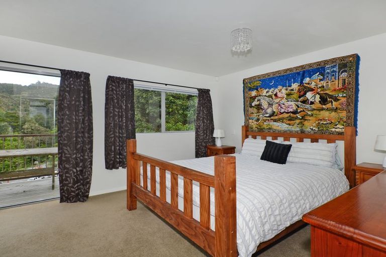 Photo of property in 39 Russell Road, Wainuiomata, Lower Hutt, 5014