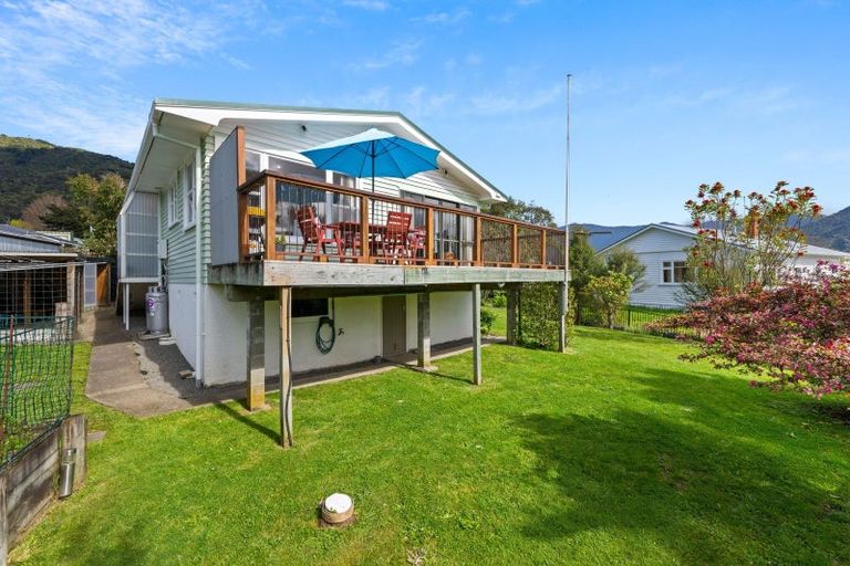 Photo of property in 62 Main Rd Havelock, Havelock, 7100