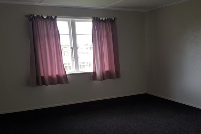 Photo of property in 6 Resolution Street, Tolaga Bay, 4077