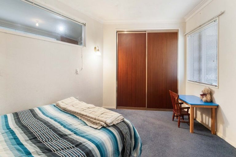 Photo of property in 4 Anzac Road, Pukekohe, 2120