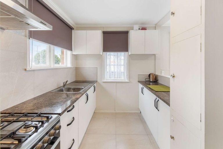 Photo of property in 49 Lorne Street, Melville, Hamilton, 3206