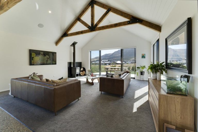 Photo of property in 52 Cunninghams Drive, Jacks Point, Queenstown, 9371
