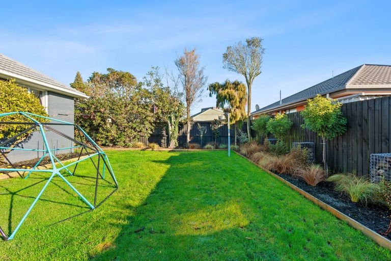 Photo of property in 9 Oakhampton Street, Hornby, Christchurch, 8042