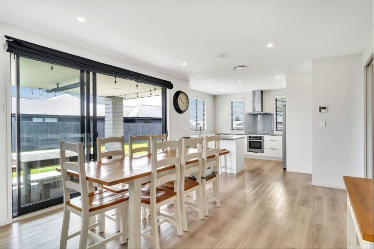 Photo of property in 10 Old Orchard Road, Solway, Masterton, 5810