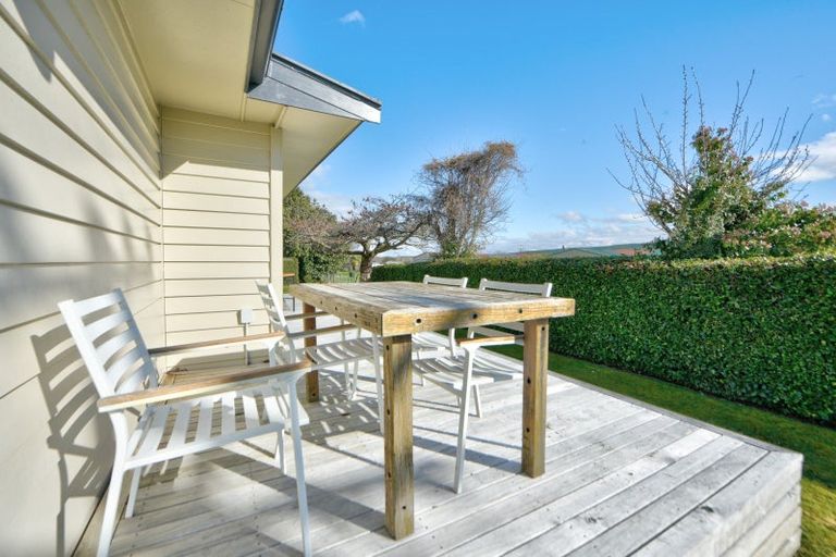 Photo of property in 42 Newburn Street, Waikaia, 9778