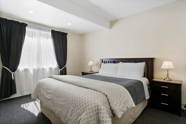 Photo of property in 32a Tamatea Road, Taupo, 3330