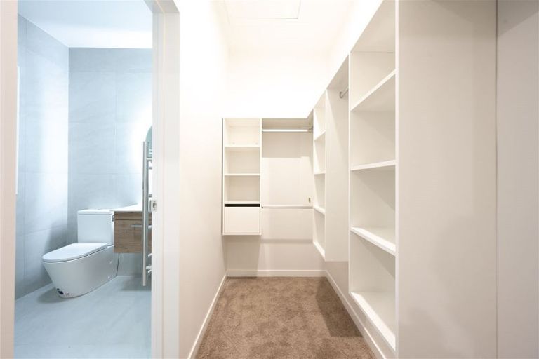 Photo of property in 1 Horokaka Street, Massey, Auckland, 0614