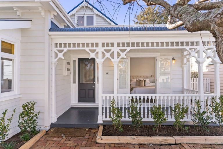 Photo of property in 19 Burnley Terrace, Mount Eden, Auckland, 1024