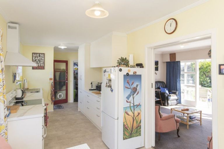 Photo of property in 2 Lytton Road, Riverdale, Gisborne, 4010