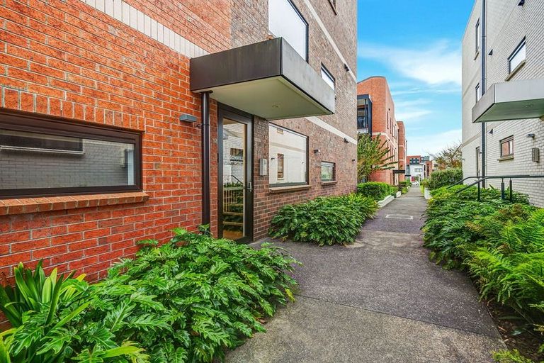 Photo of property in 204/77 Hobsonville Point Road, Hobsonville, Auckland, 0616