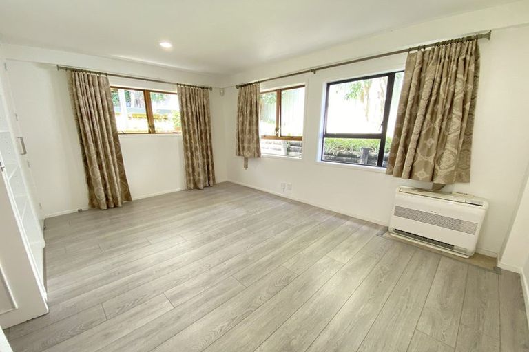 Photo of property in 36 Murvale Drive, Bucklands Beach, Auckland, 2014