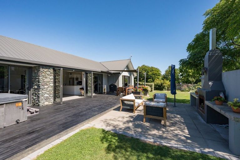 Photo of property in 2 Ashfield Place, Richmond, 7020