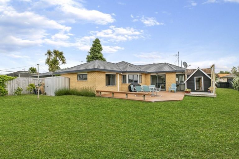 Photo of property in 5 Andalusian Place, Papamoa Beach, Papamoa, 3118