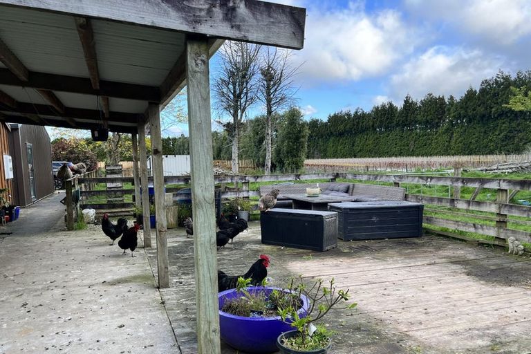 Photo of property in 334 Waitara Road, Huirangi, Waitara, 4382