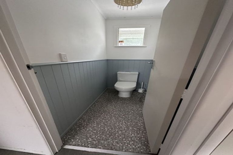 Photo of property in 60 Archers Road, Glenfield, Auckland, 0629