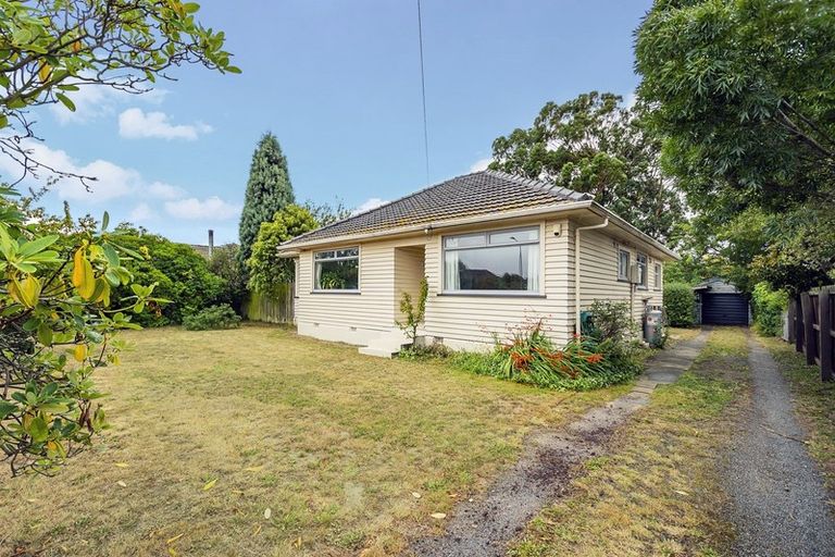 Photo of property in 35 Garvins Road, Hornby, Christchurch, 8042