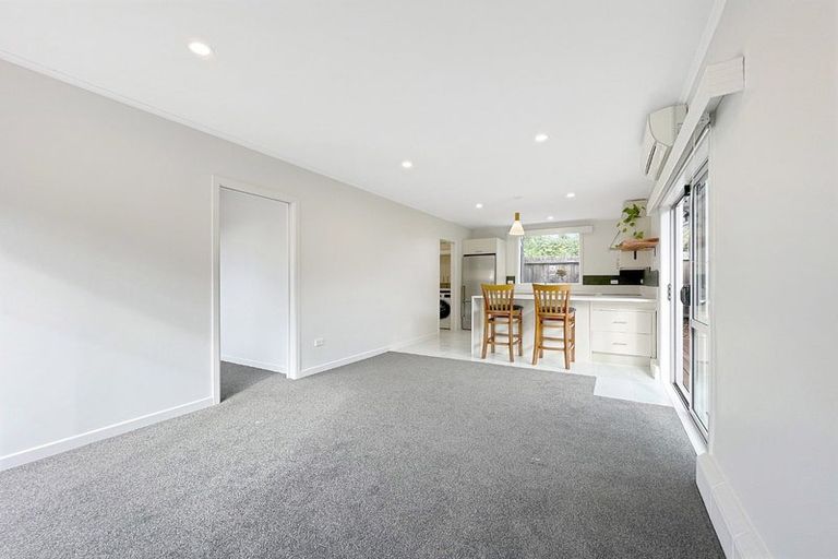 Photo of property in 12 Waterfront Road, Mangere Bridge, Auckland, 2022