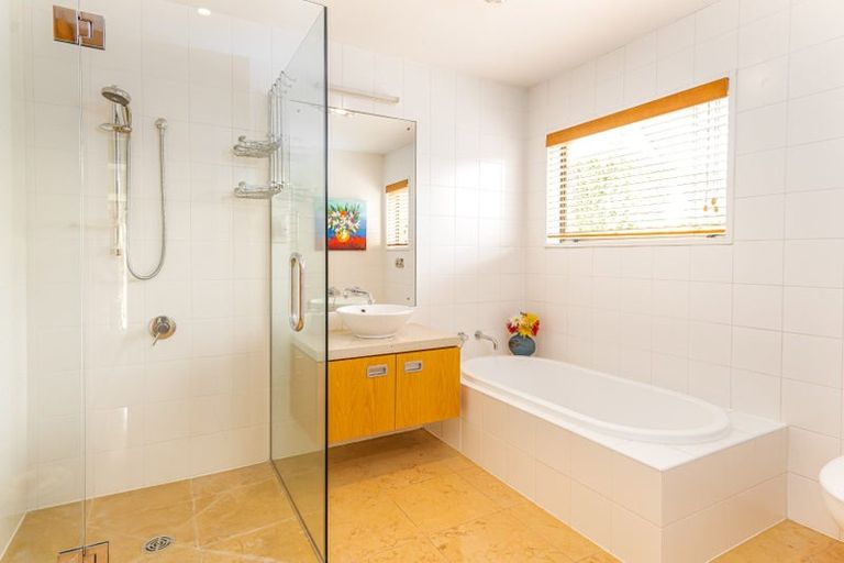 Photo of property in 2/117 Rugby Street, Merivale, Christchurch, 8014