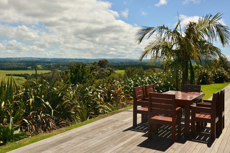 Photo of property in 2 Waitete Heights Lane, Kerikeri, 0294