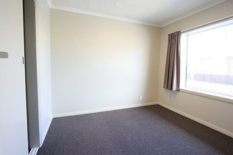 Photo of property in 214 Main South Road, Green Island, Dunedin, 9018