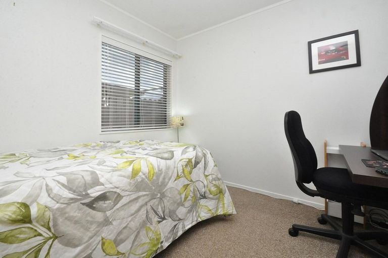 Photo of property in 1/64 Tapu Road, Huapai, Kumeu, 0810