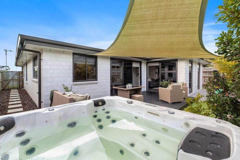 Photo of property in 4 Paiawa Way, Pyes Pa, Tauranga, 3110