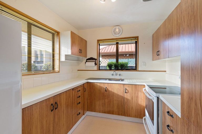 Photo of property in 1/41 Kilmarnock Street, Riccarton, Christchurch, 8011