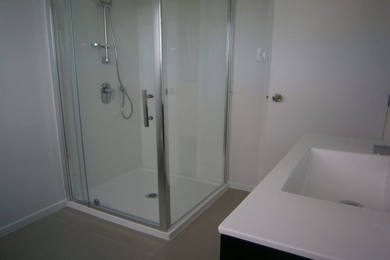 Photo of property in 1/10 Firth Road, Torbay, Auckland, 0630