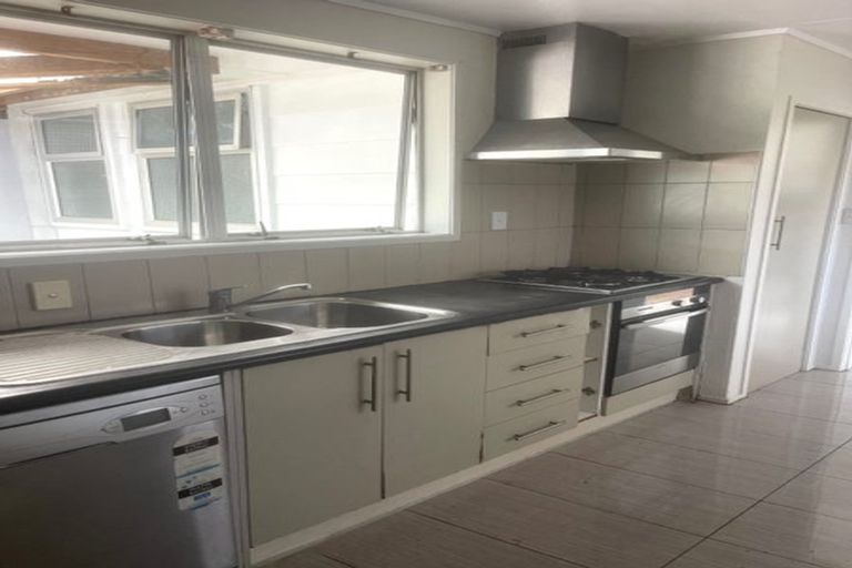 Photo of property in 22 Ferguson Street, Mangere East, Auckland, 2024