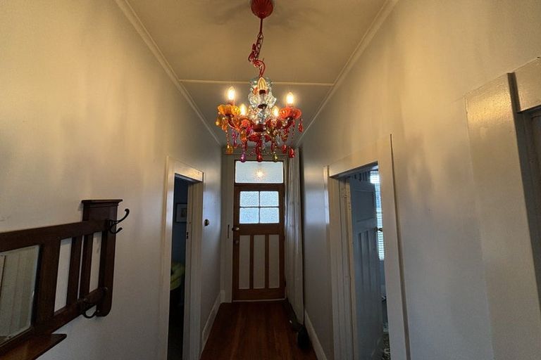 Photo of property in 19 Makomako Street, Frankton, Hamilton, 3204