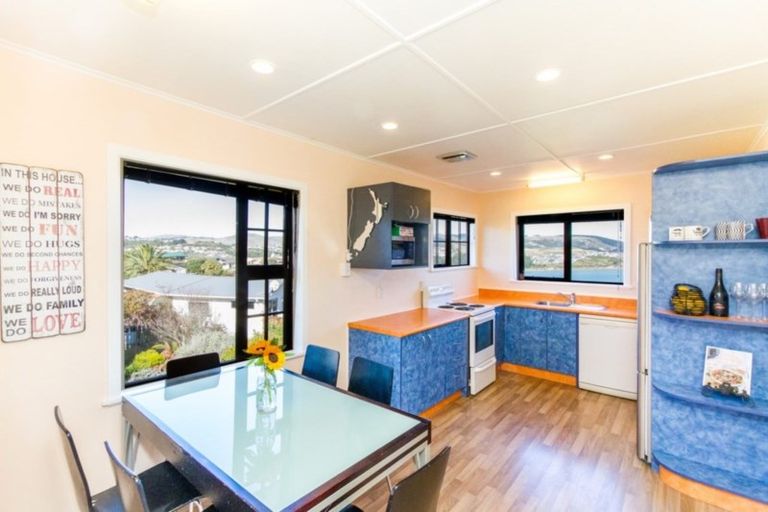 Photo of property in 13 Pennant Grove, Titahi Bay, Porirua, 5022