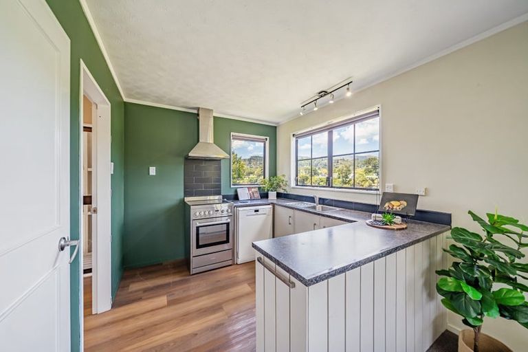 Photo of property in 2/84 Gillespies Road, Birchville, Upper Hutt, 5018