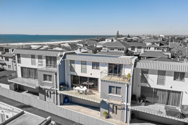Photo of property in 369c Oceanbeach Road, Mount Maunganui, 3116