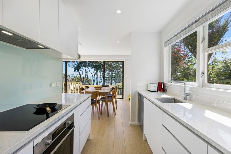 Photo of property in 79 Duncansby Road, Stanmore Bay, Whangaparaoa, 0932