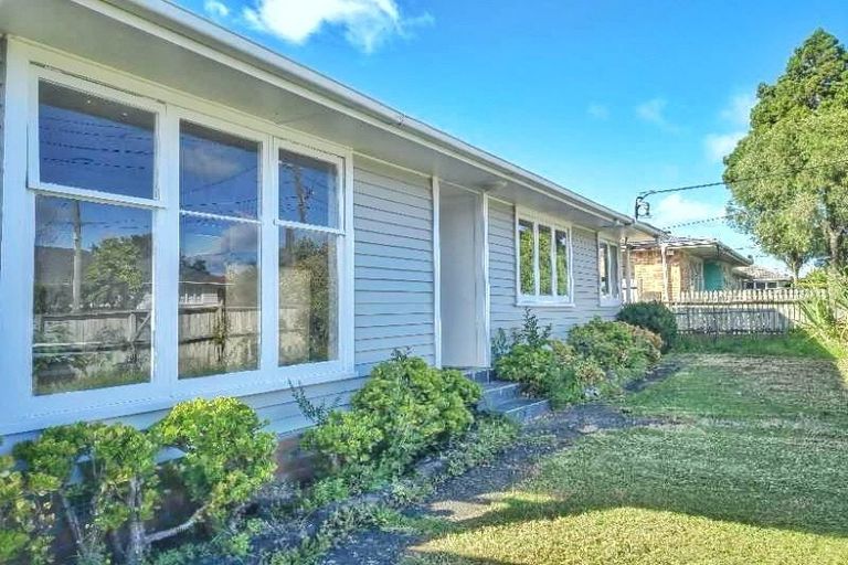 Photo of property in 7 Wilsher Crescent, Henderson, Auckland, 0612