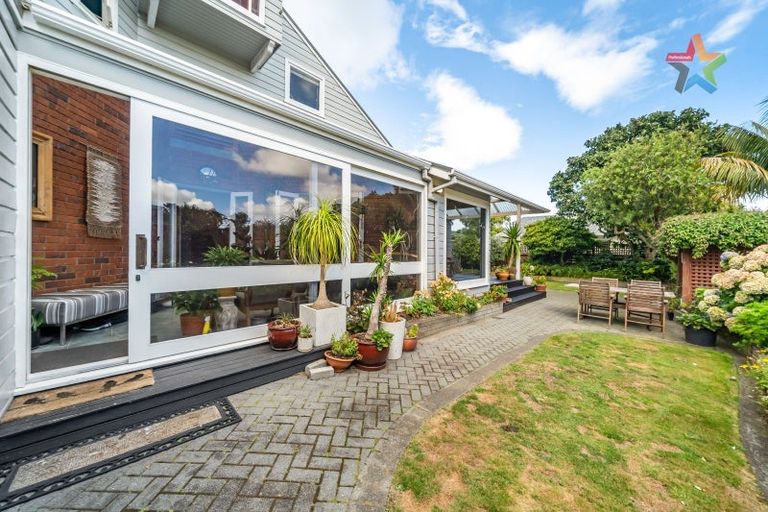 Photo of property in 64 Wyndrum Avenue, Waterloo, Lower Hutt, 5011