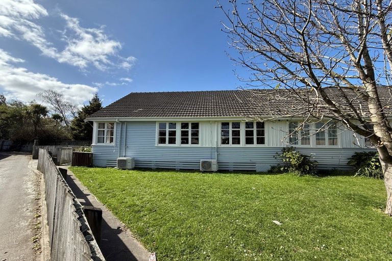 Photo of property in 16 Karamu Street, Upper Riccarton, Christchurch, 8041