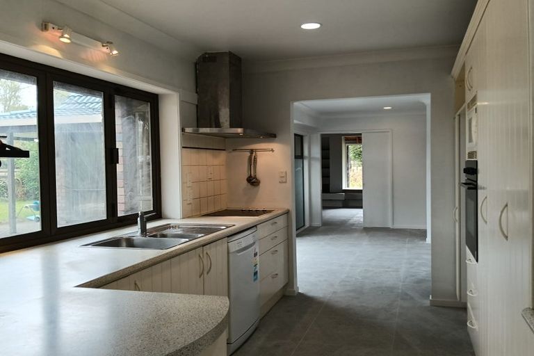 Photo of property in 28 Blackbridge Road, Dairy Flat, Albany, 0794