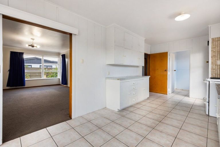 Photo of property in 10 Rosalind Street, Deanwell, Hamilton, 3206