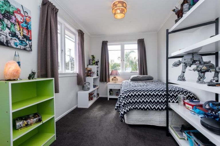 Photo of property in 2 Matangi Road, Mount Wellington, Auckland, 1060