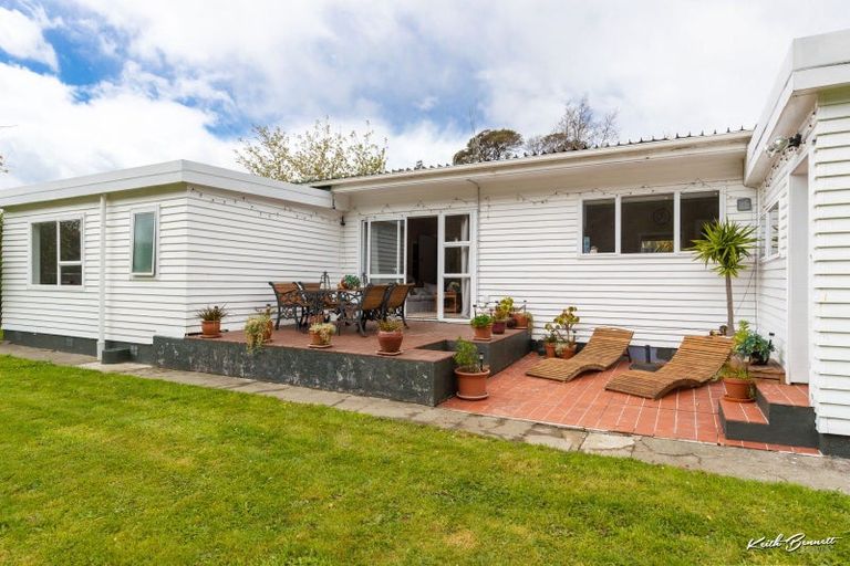 Photo of property in 22 Black Beech Street, Birchville, Upper Hutt, 5018