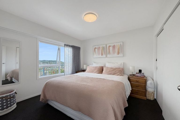 Photo of property in 6/32 Akaroa Drive, Maupuia, Wellington, 6022