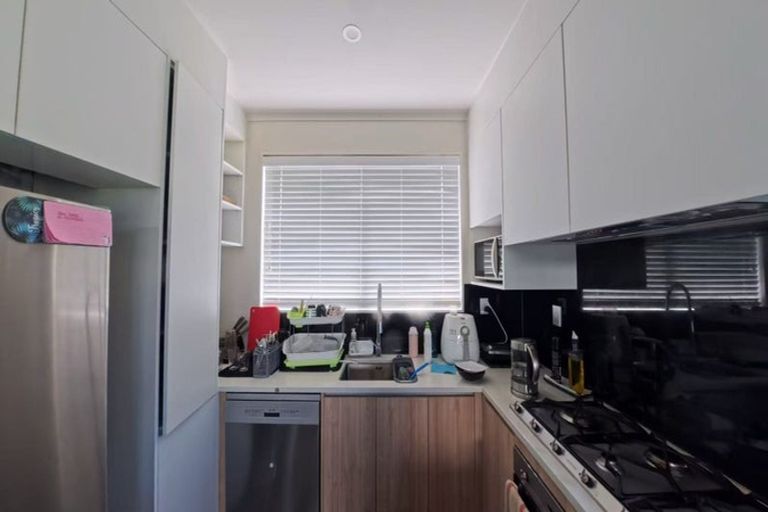 Photo of property in 11 Pihoihoi Place, Hobsonville, Auckland, 0616