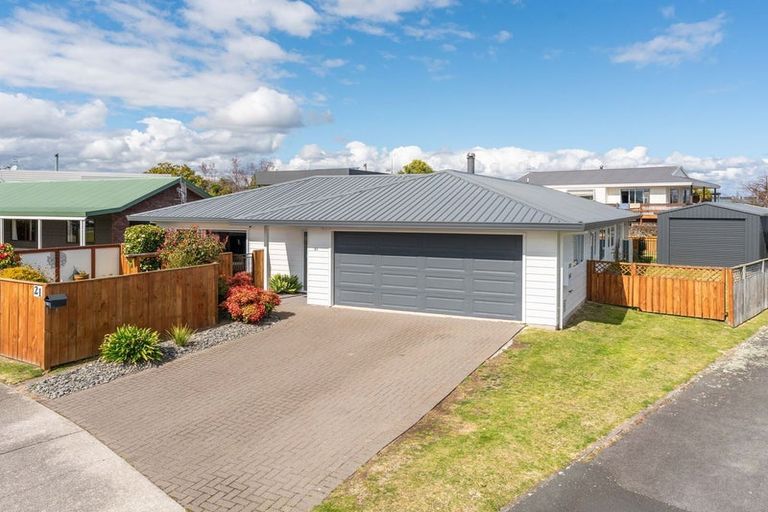 Photo of property in 21 Stanley Street, Wharewaka, Taupo, 3330