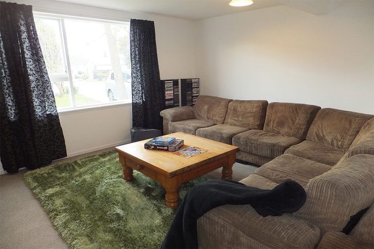 Photo of property in 211 Avonhead Road, Avonhead, Christchurch, 8042