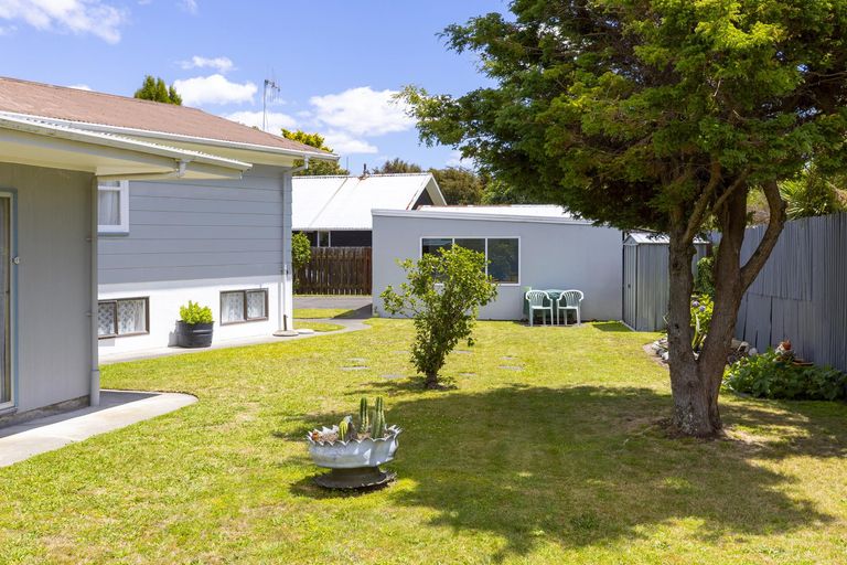 Photo of property in 103 Richmond Avenue, Richmond Heights, Taupo, 3330
